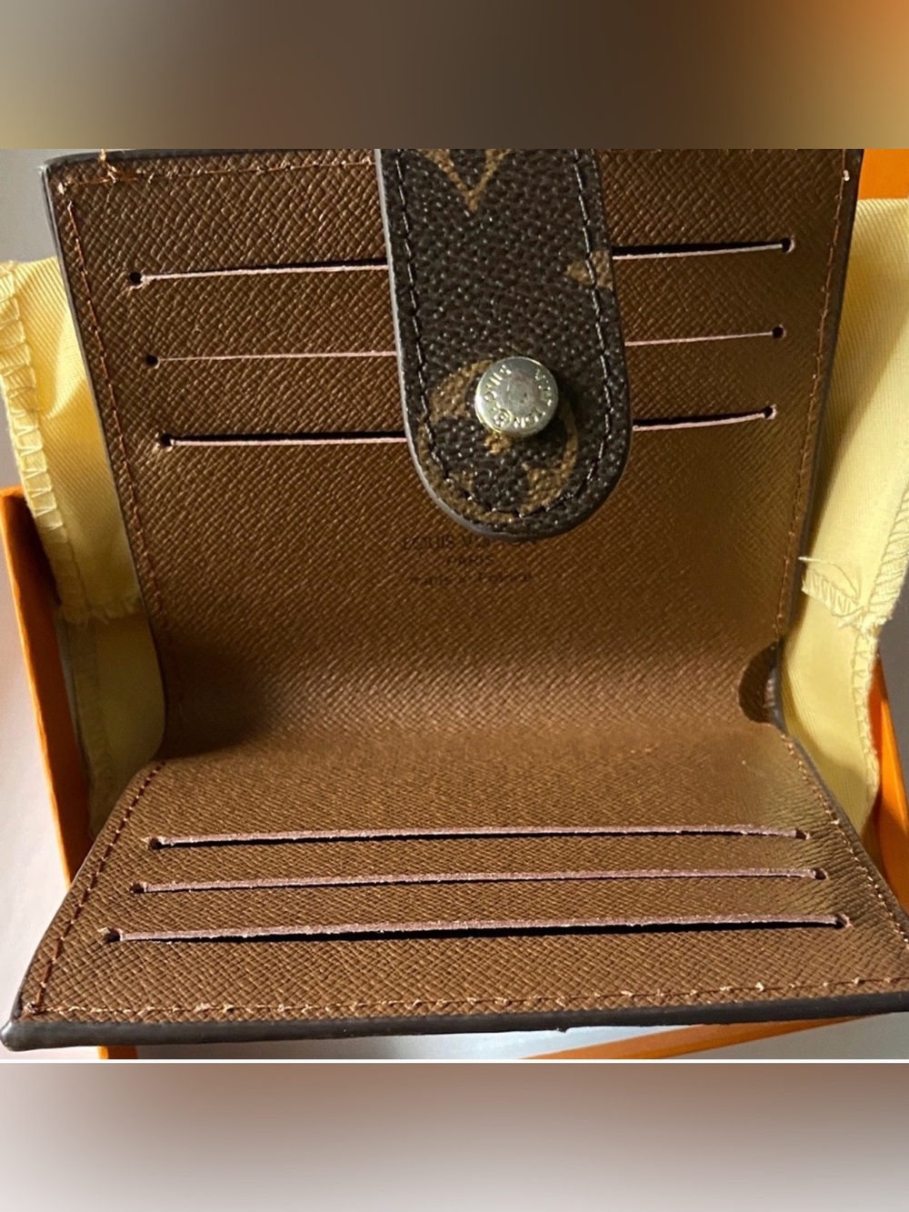 Louis Vuitton Monogram Card Holder Wallet w/ Box & Dust Bag - Picture 2 of 7